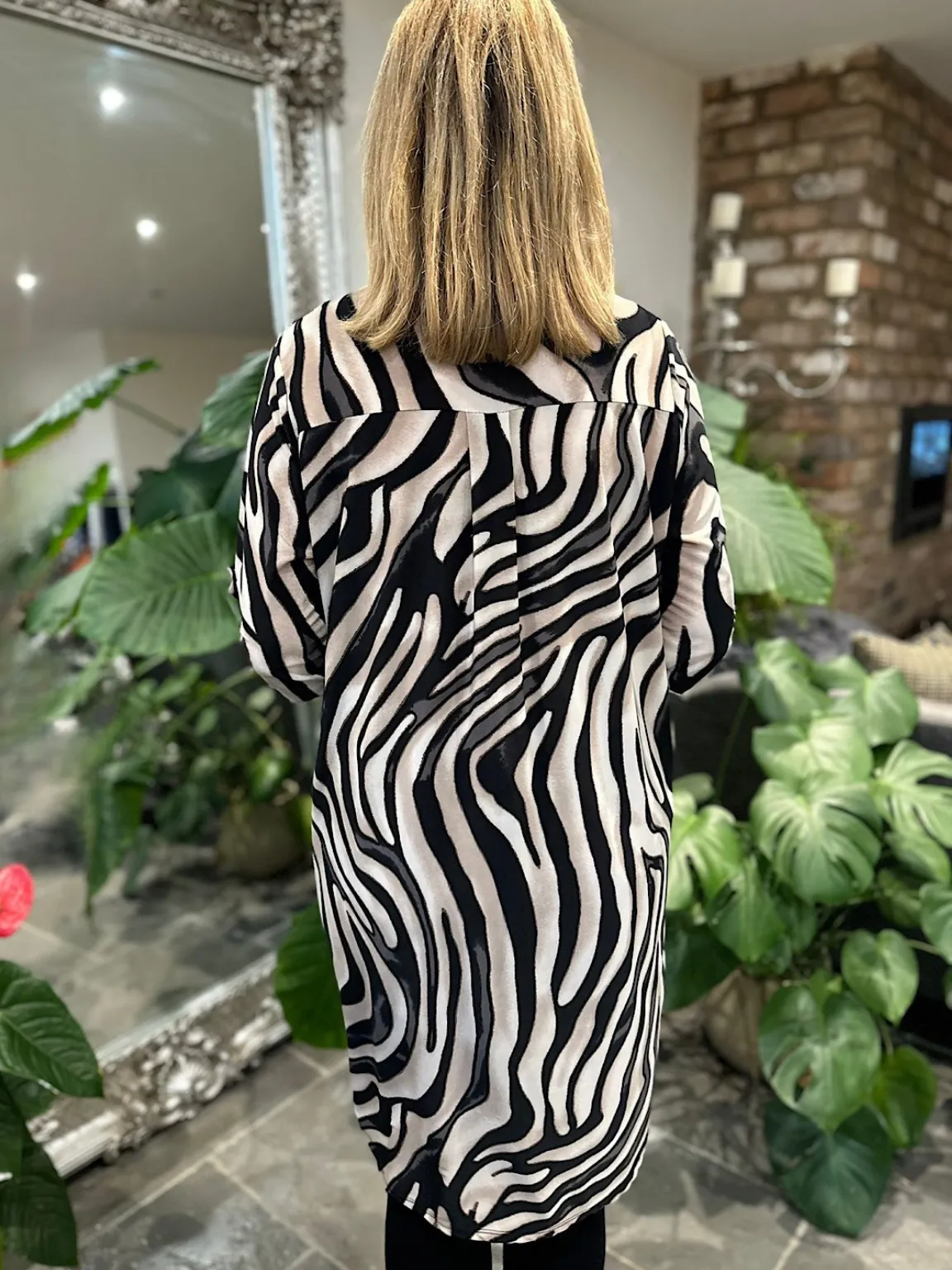 Black Animal Design Tunic Gloria