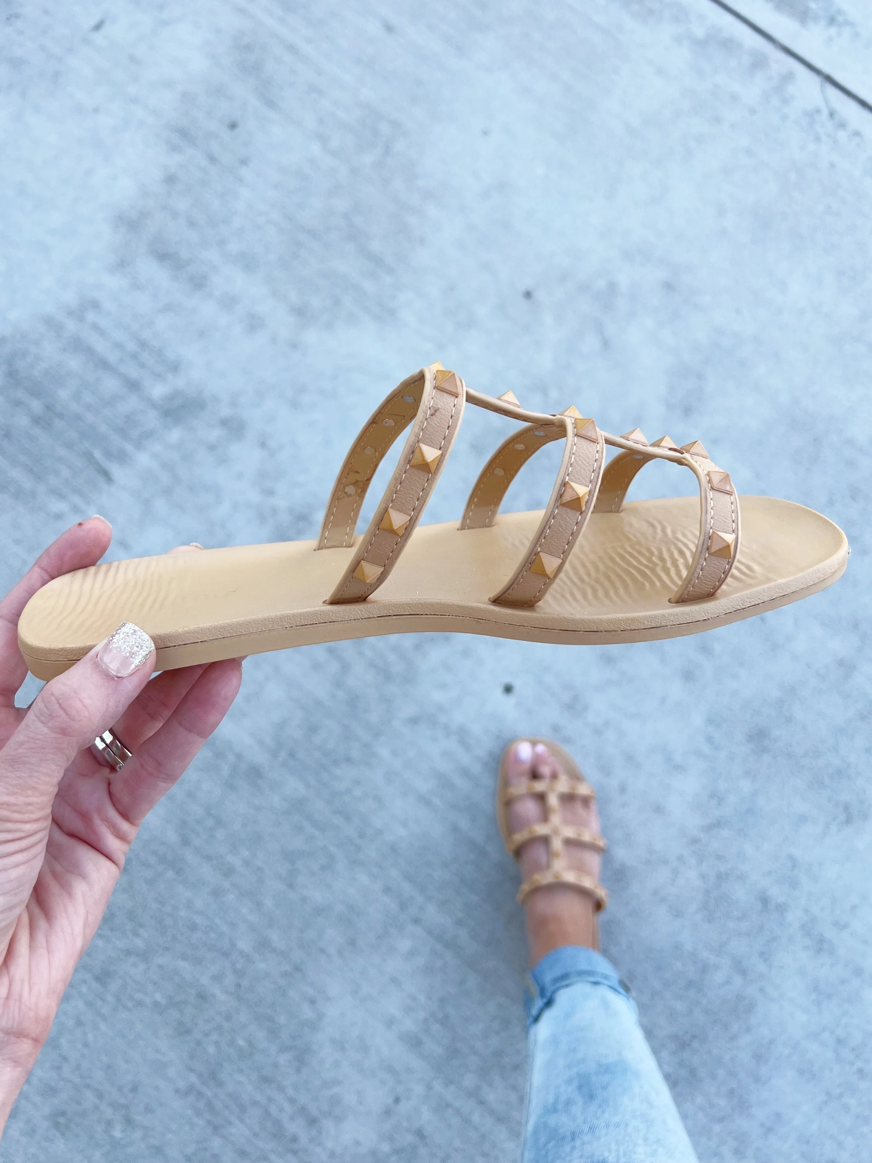 Free And Easy Sandals in Natural (SALE)
