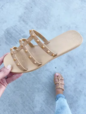 Free And Easy Sandals in Natural (SALE)