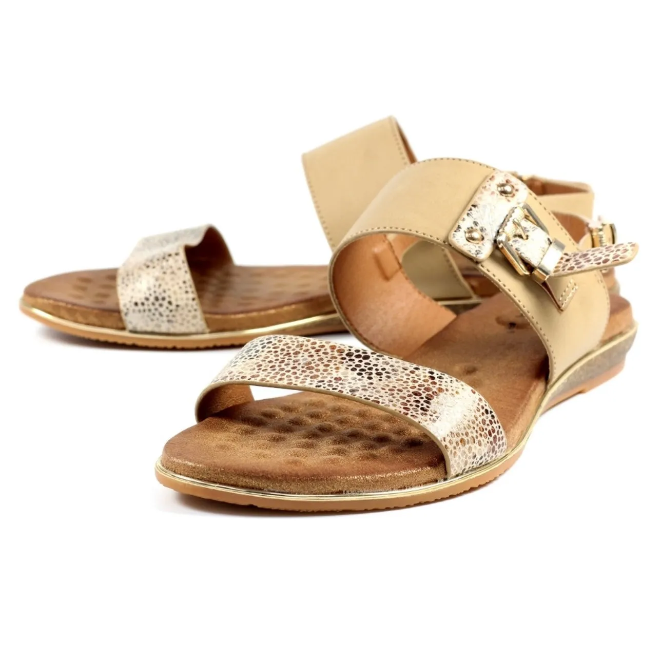 Lunar Horton Buckle Sandal