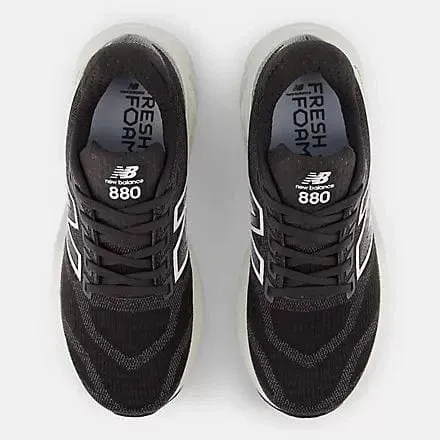 New Balance Women's 880v15 Running Shoes- Black/ White