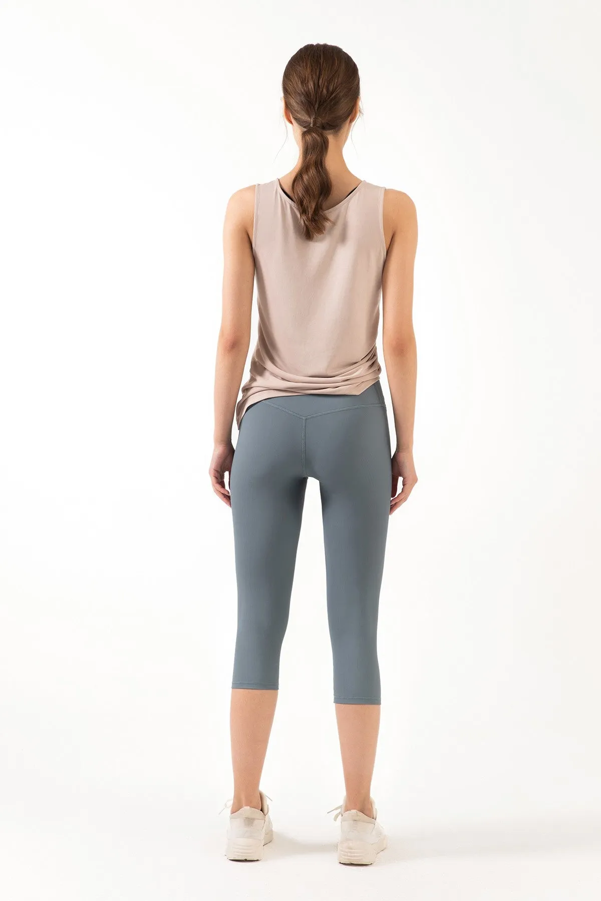 Reversible Wear Asymmetrical Hem Tank Tops